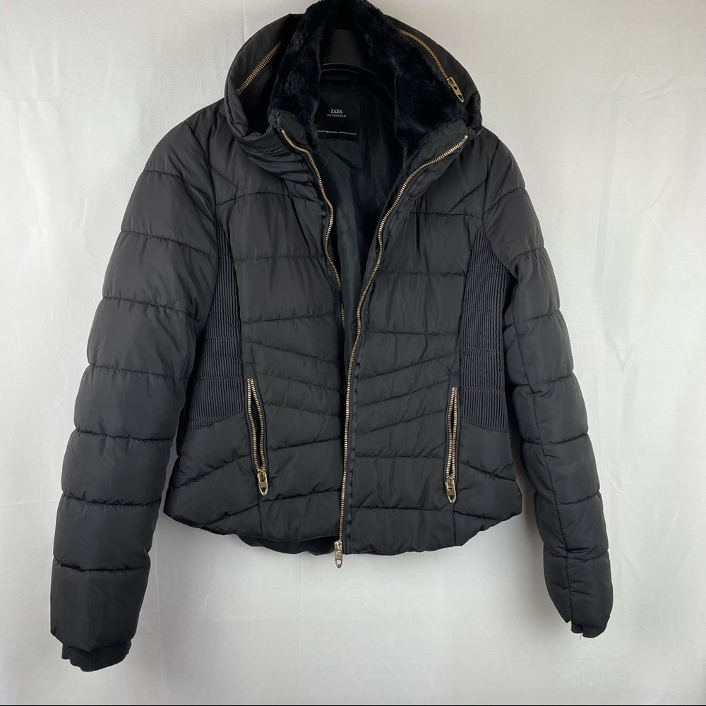 Zara outerwear black puffer jacket packable hood zipper size M